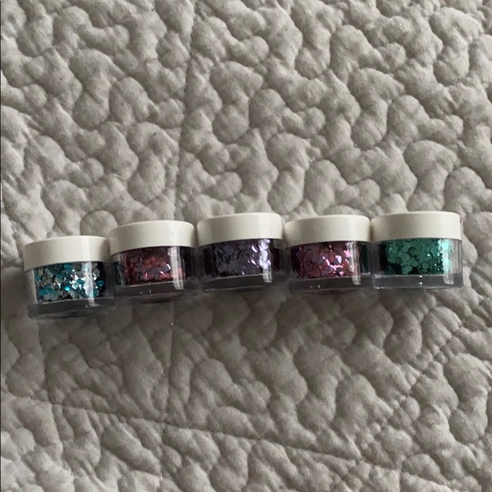 Body glitter